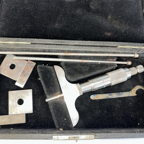 L.S. STARRETT NO 440 A DEPTH GAUGE MICROMETER USA Vintage Aged Works In Box C25 - Picture 2 of 6