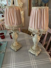 PAIR OF VINTAGE CREAM TABLE BEDSIDE LAMPS WITH PRETTY PINK PLEATED SHADES