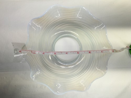 Antique Swirled Blown Glass Lamp Shade Opalescent 7.75" Ruffle Rim Fitter 3.75" - Picture 10 of 13