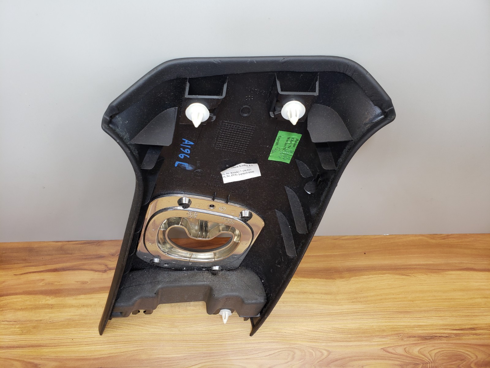 Rolls-Royce Ghost 2010-2014 Front Left Upper Pillar cover Black