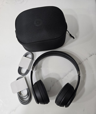 Beats by Dr. Dre Solo4 Bluetooth On-Ear Headphones Black w/ Case & Cable