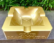 Rare Club Macanudo Metal Cigar Ashtray, Gold - NEW in Box!