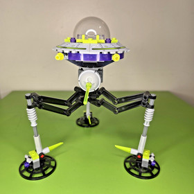 LEGO Alien Conquest: Tripod Invader (7051) Complete W/ Minifigures, Inst. & Box!