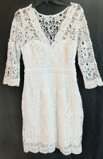 Lulus White Lace Pencil Dress Size Medium 3/4 Sleeve V-Neck Zip Side