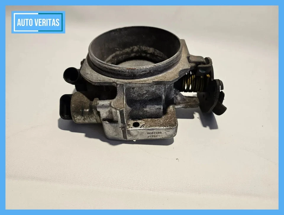 Original Suzuki Vitara SJ throttle valve - Image 3 of 4
