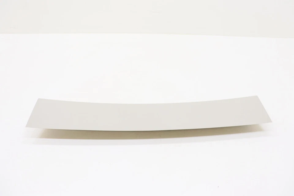 Chrysler Pacifica 2017-2025 puerta levadiza central trasera moldura OEM 5RJ24PD2AD GRIS_H7XP Foto 4 de 4