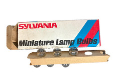 Vtg. Sylvania No. 67 Miniature Lamp Bulbs 10 Count Box only 6 Bulbs READ