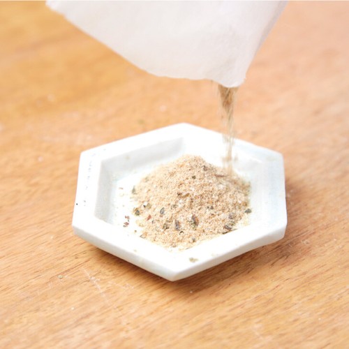 Sopa en polvo de pescado KUZE FUKU DASHI caldo bonito condimento algas Japón 40 g - Imagen 51 de 68