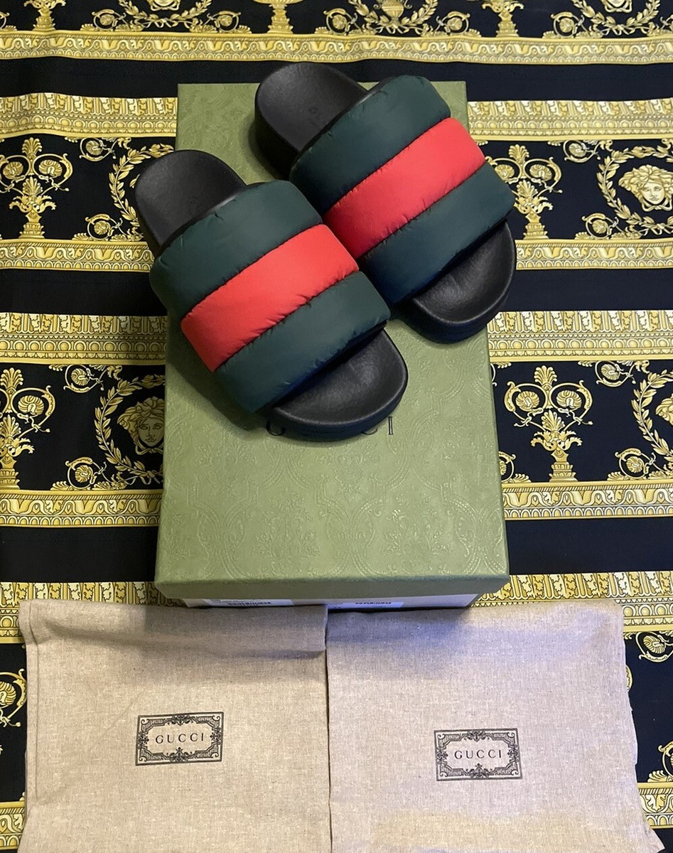 GUCCI グリーンレッド スライドサンダル New Authentic Gucci Puffer Nylon Slides Black/Red/Green