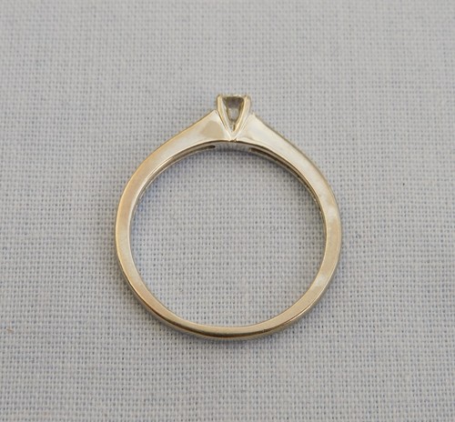 HERVORRAGENDER ROX RING 18 KT WEISSGOLD 0,30 kt RUNDER BRILLANTSCHLIFF DIAMANT 2,2 g - GRÖSSE M - Bild 13 von 14