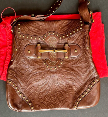 NEVER USED FLAWLESS GUCCI Studded Pelham Pattern Shoulder 