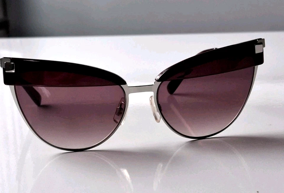 Dsquared 2 Damen Luxus Sonnenbrille mit Brillenetui &Putztuch w.Neu - Bild 4 von 4