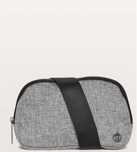 lululemon everywhere belt bag black white