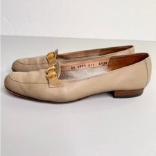 Ferragamo Vintage Beige Tan Slip On Loafers Gold Detail Shoe Flats 6.5 AA Narrow