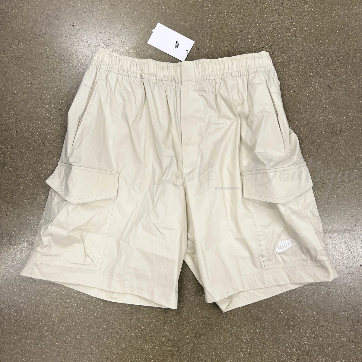 Nike Club Men's Woven Cargo Shorts