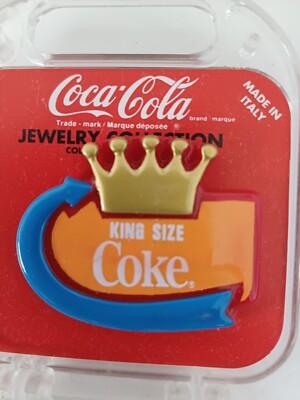 COCA COLA King Size Coke Brosche Anstecknadel Reproduktion Plastik 1990er