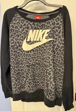 Nike Women  s XL Leopard Print Crewneck Sweatshirt Black - White Swoosh Pullover