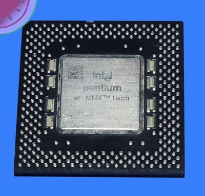TESTED Intel PENTIUM 1 Tillamook SL2Z4 266 MHz MMX CPU 1.9v RARE Stable @ 300MHz