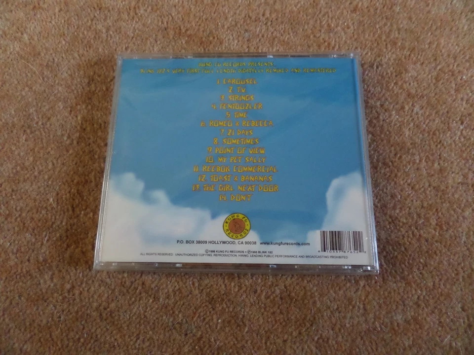 CD ALBUM NEW & SEALED - BLINK 182 - BUDDHA - CRACK ON FRONT COVER - Image 2 of 2