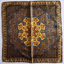 Vintage Gianni Reda Italy 100 Silk Scarf / Pocket Square 2