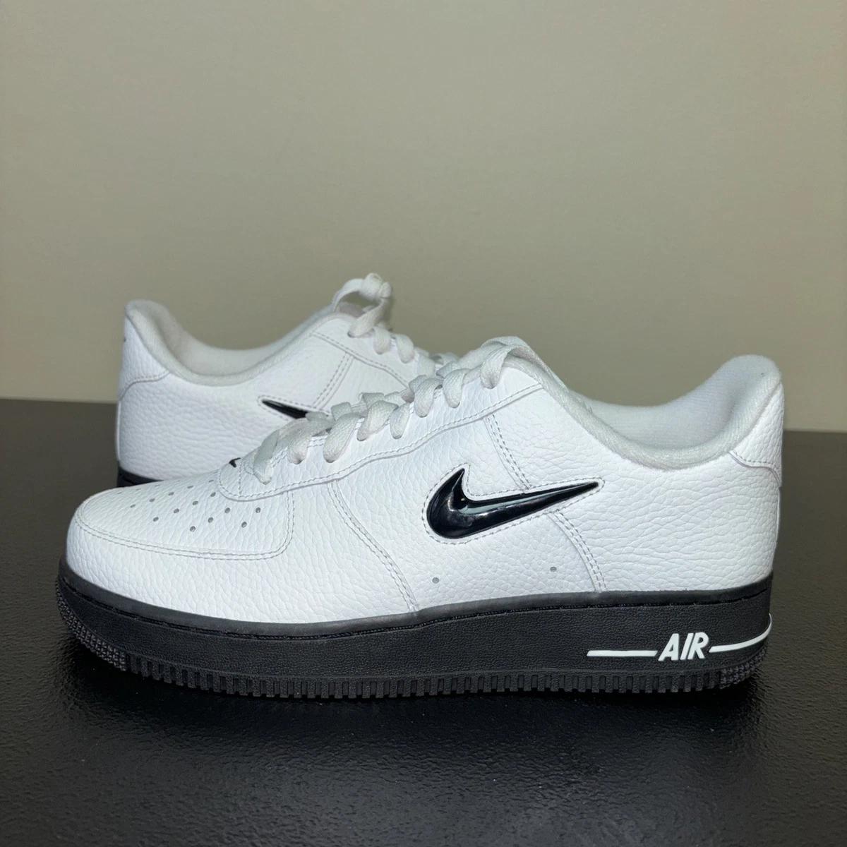 Nike Air Force 1 ラージジュエル 国内販売中】ナイキ エアフォース 1 ロー '07 PRM 2 