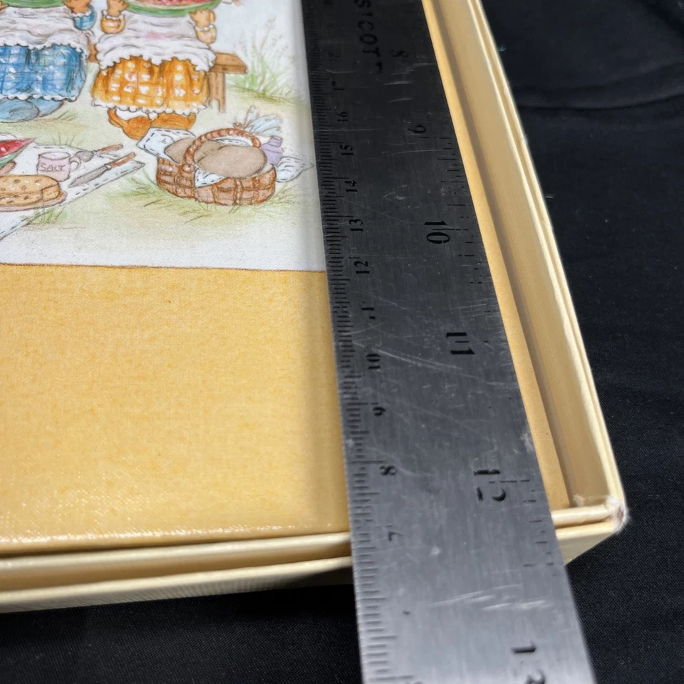 Álbum de fotos de Betsey Clark 1975 Hallmark Happiest Moments Friends, en muy buen estado Foto 3 de 4