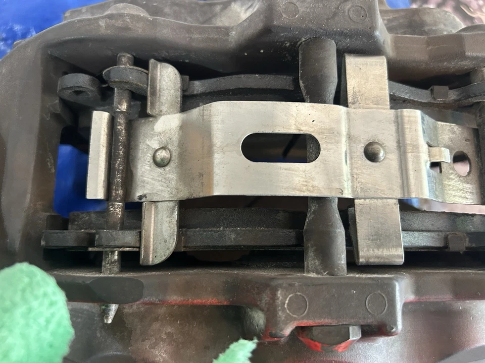 Pinzas y rotores Mustang GT 2015-2020 Brembos  Foto 4 de 4