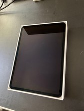 Apple iPad Pro 11" 2. Gen. (2020) 128GB Wi-Fi Space Grau