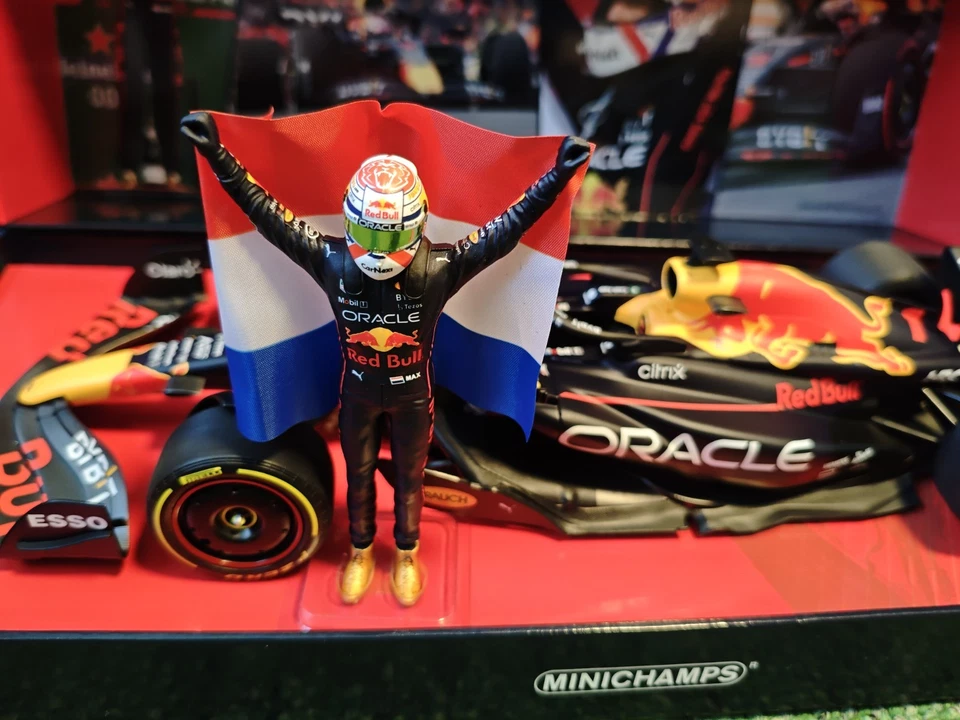 Minichamps 1:18 Max Verstappen - Red Bull Racing 2022 Dutch Winner Inkl. Figur - Bild 2 von 4
