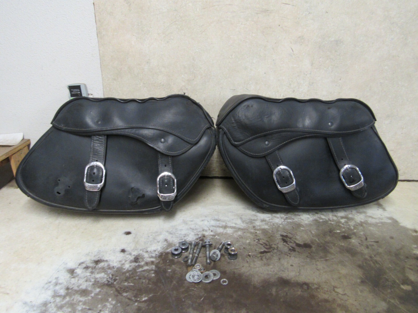 2008 HARLEY DAVIDSON FXDF DYNA FAT BOB SADDLE BAGS SOFT LEATHER OEM *6695 eBay