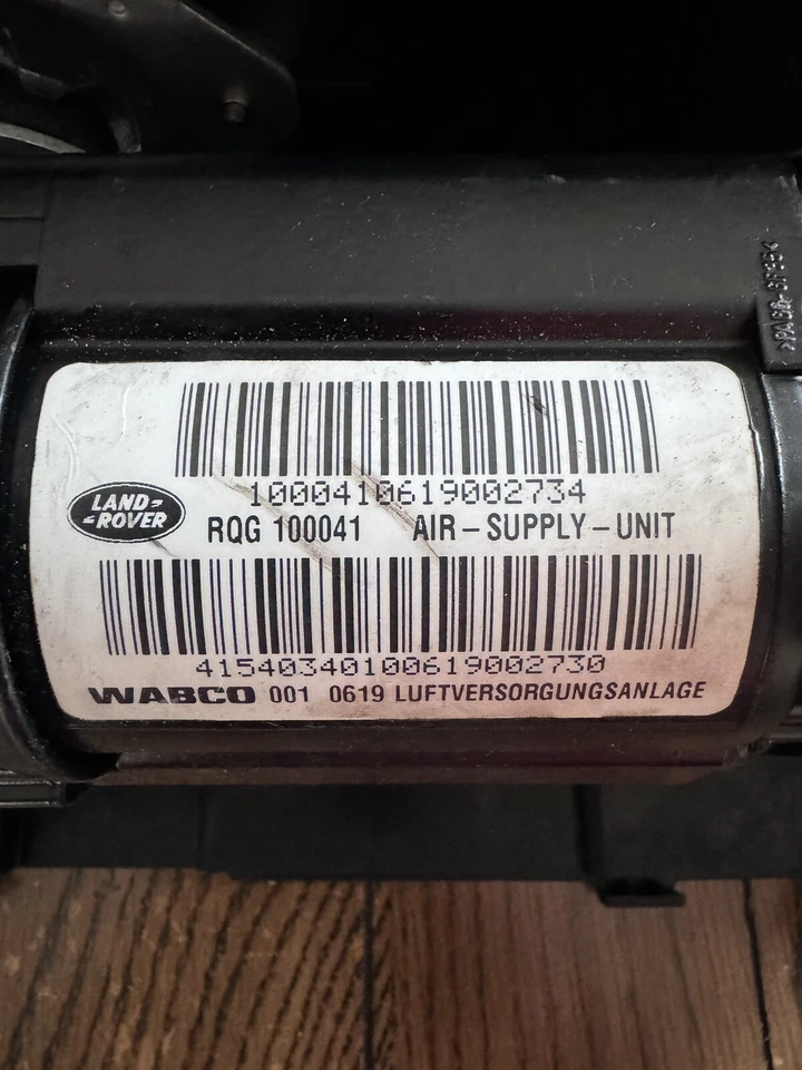 Compresor de suspensión neumática con soporte Land Rover Discovery 1998-2004 RQG 100041 Foto 2 de 4