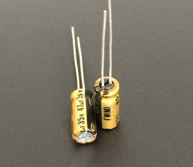 10pcs 47uF 35V Nichicon FW 35V47uF High Grade HiFi Audio Capacitor