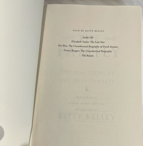 The Family The Real Story of the George Bush Dynasty Hardcover 1st Ed Reference - Picture 6 of 19