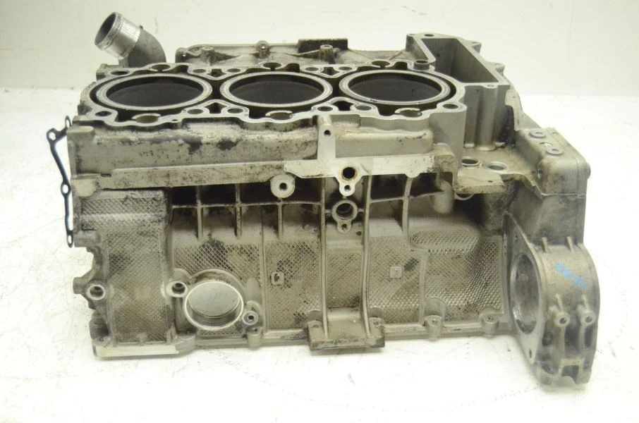 Bloque de cilindros del lado derecho del pasajero Porsche Boxster S 2000-2002 3,2 L Foto 4 de 4
