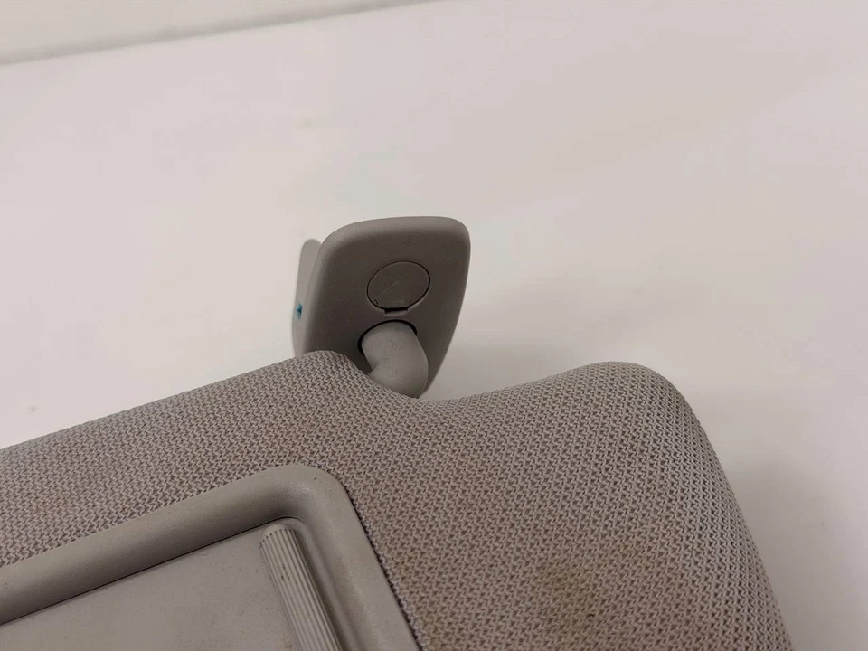 05-11 PARASOL PASAJERO DELANTERO DERECHO AUDI A6 C6 GRIS OEM 8E0010352N 4F0857551 Foto 3 de 4