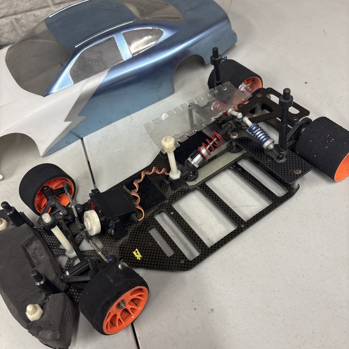 Team Associated RC10LSS RC Vintage 1/10 Oval Car, Solid Axle
