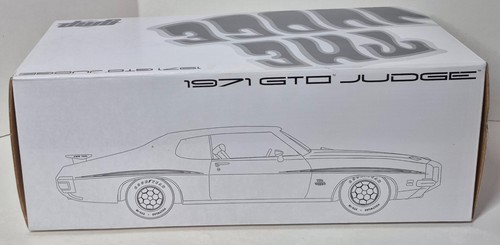 1971 Pontiac GTO Judge GMP Diecast 1:24 Replica Car - Black - Picture 12 of 16