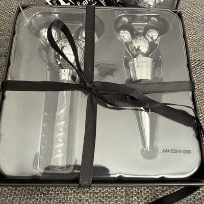 NIB Disney Parks Mickey Mouse Head Cork Screw And Wine Stopper Holiday Gift Set