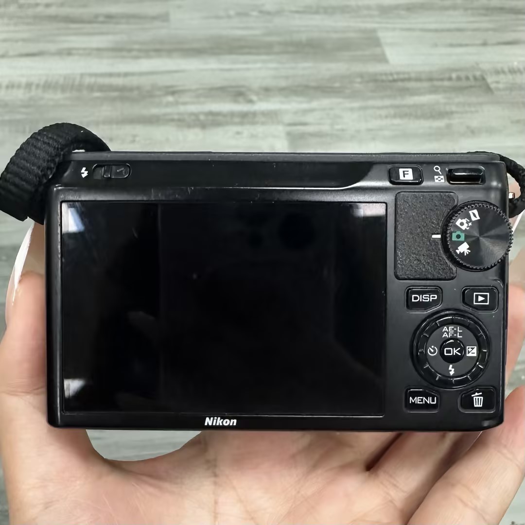 NICON １　J1 デジタルカメラ s-l1200.jpg
