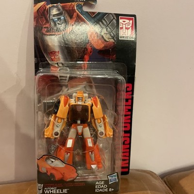 Transformers Titans Return Legends Class Wheelie Hasbro