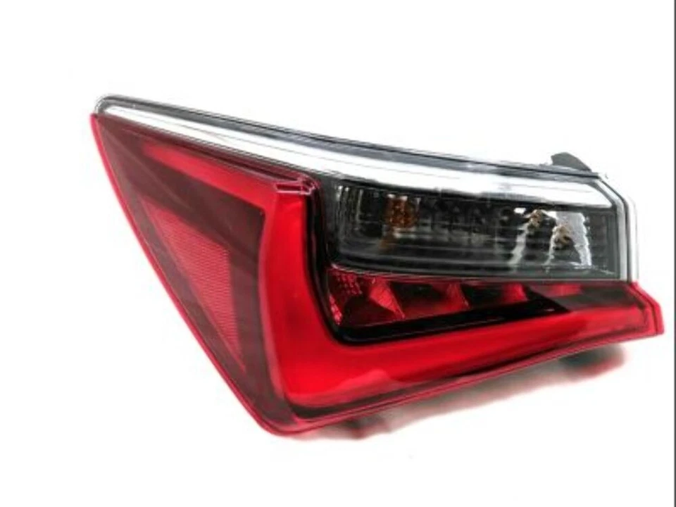 New Genuine Acura ILX Taillight Lamp Assembly Left (2019-2022) OE 33550T3RA71 - Image 2 of 4