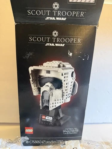 LEGO Star Wars Scout Trooper Helmet 75305 Complete Set Package IOB Box Damaged