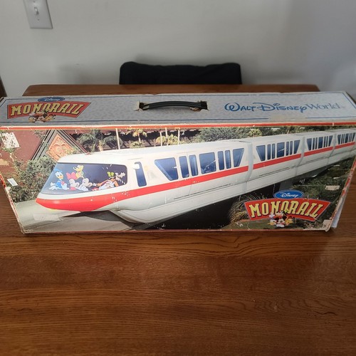 Vintage Walt Disney World Monorail Track Complete without Train Oval - Picture 3 of 14