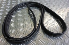 Frontscheibengummi Land Rover Defender 90, 110, 130 Dichtung Gummi Frontscheibe