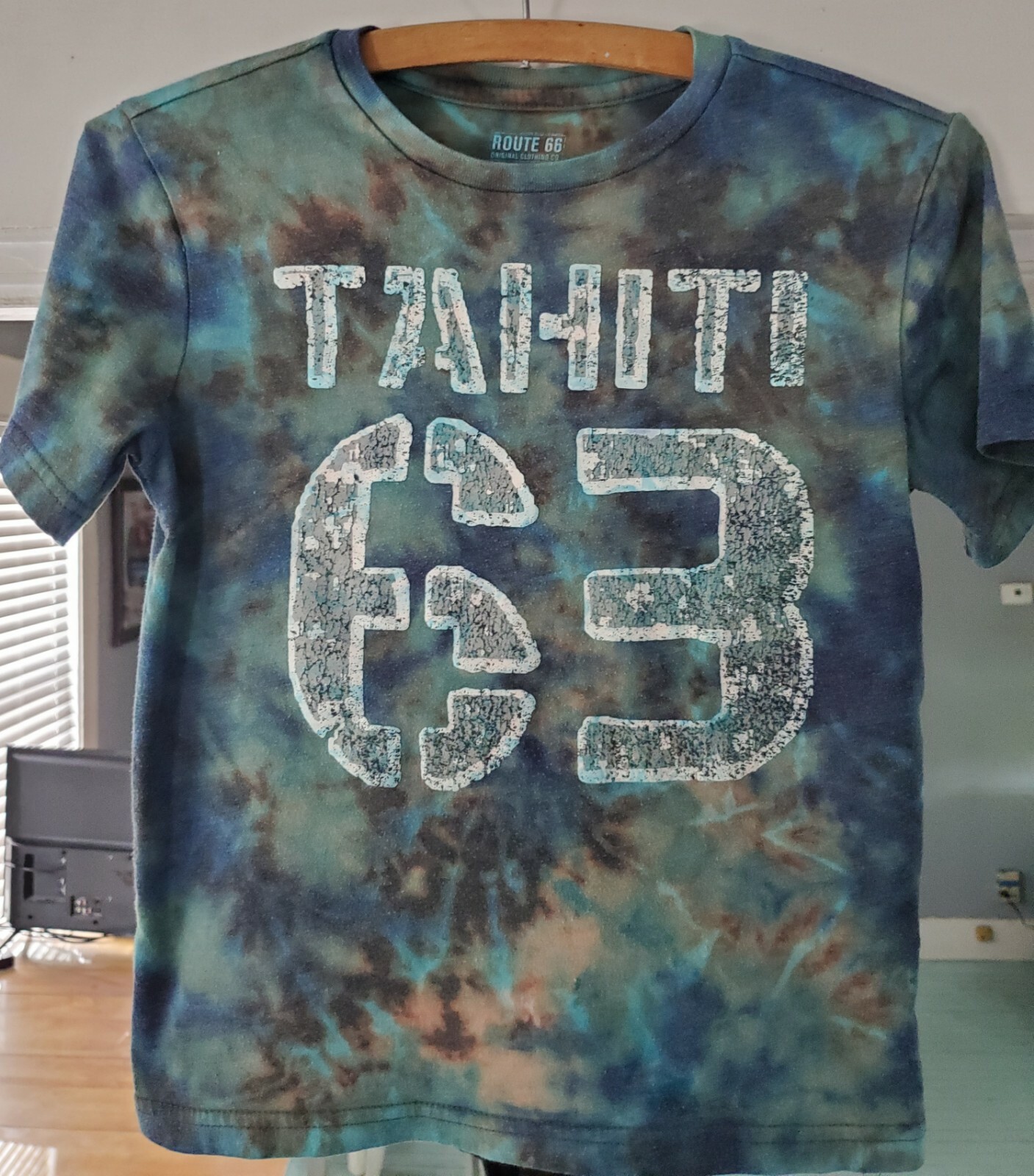 Picture 1 of 2