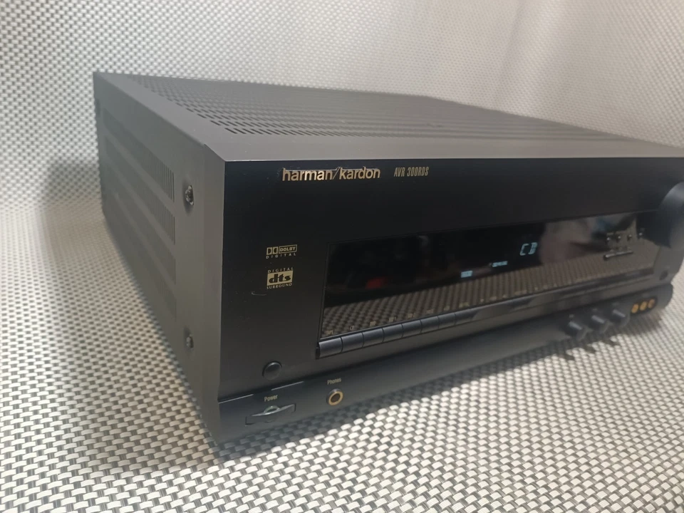 Harman/kardon AVR 300 Surround Receiver Verstärker Ampliefier Digital - Bild 4 von 4