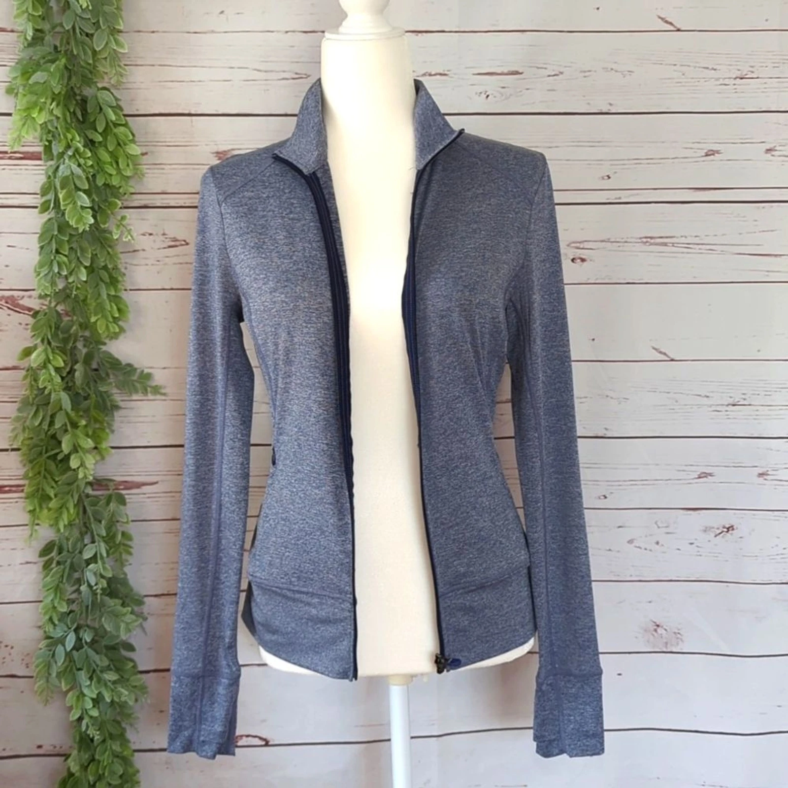 lole athleisure activewear workout slim thumbholes yoga jacket