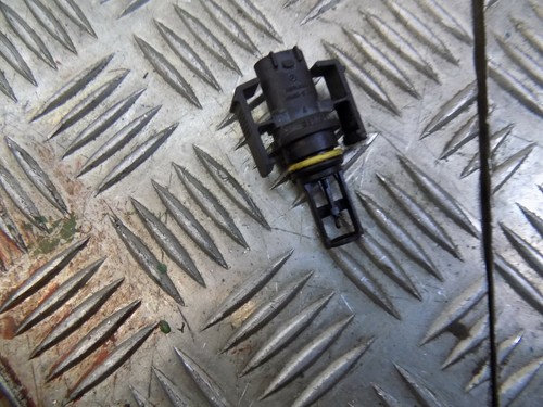 Mercedes A-Klasse W169 Temperatursensor Ansaugbrücke A6511530028