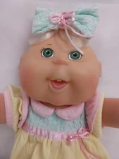 2004 OAA Play Along Cabbage Patch Babies Girl Blonde Green Eyes Dimple Teeth