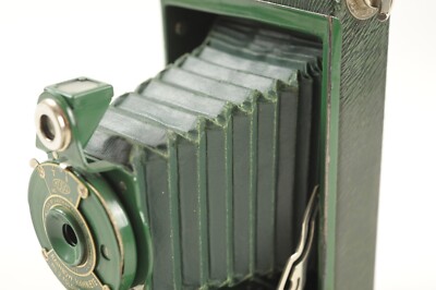 Kodak Rainbow Hawkeye Folding Model C in Green | eBay
